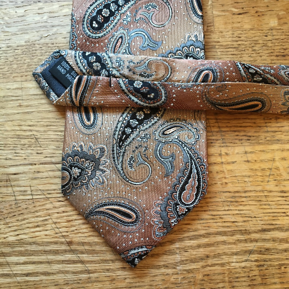Stacy Adams silk brocade copper black paisley tie